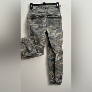 Army Print Cargo Pants
